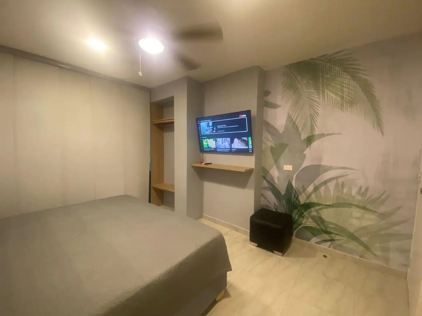 King Room 203 — panoramic view